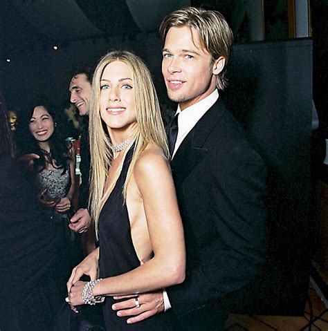 aniston brad pitt|Brad Pitt, Jennifer Aniston e a história por trás da foto。